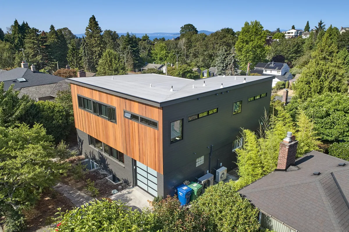 Magnolia second-story addition after preparation view 8