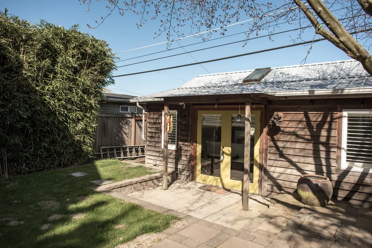 Queen Anne backyard cottage after preparation view 24