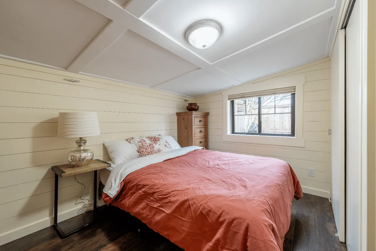 Repairing and preserving a 1912 cottage after preparation view 12
